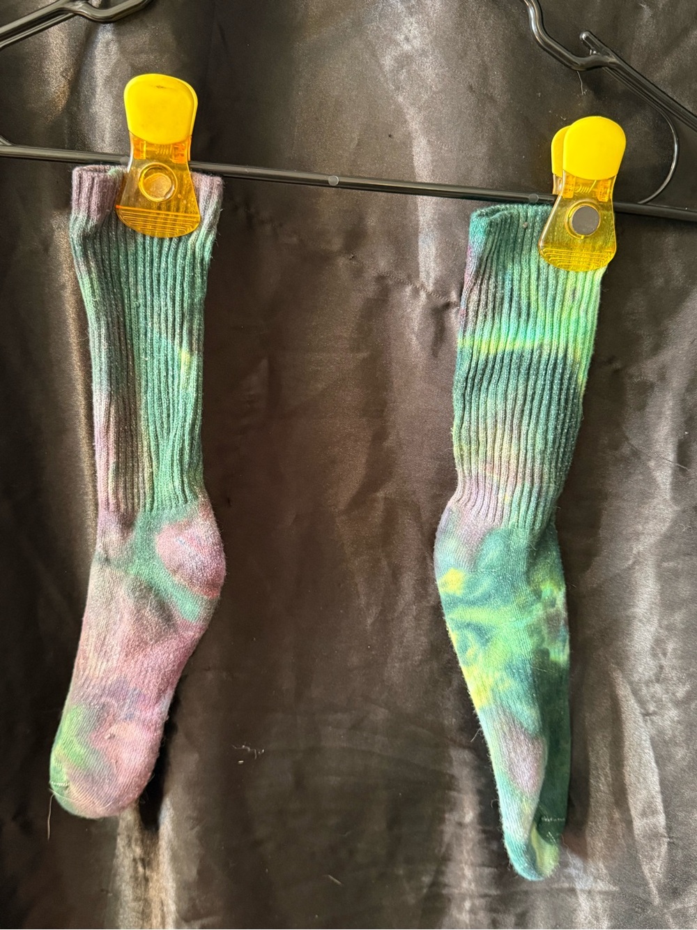 Tie-Dye Crew Socks - Green/Purple